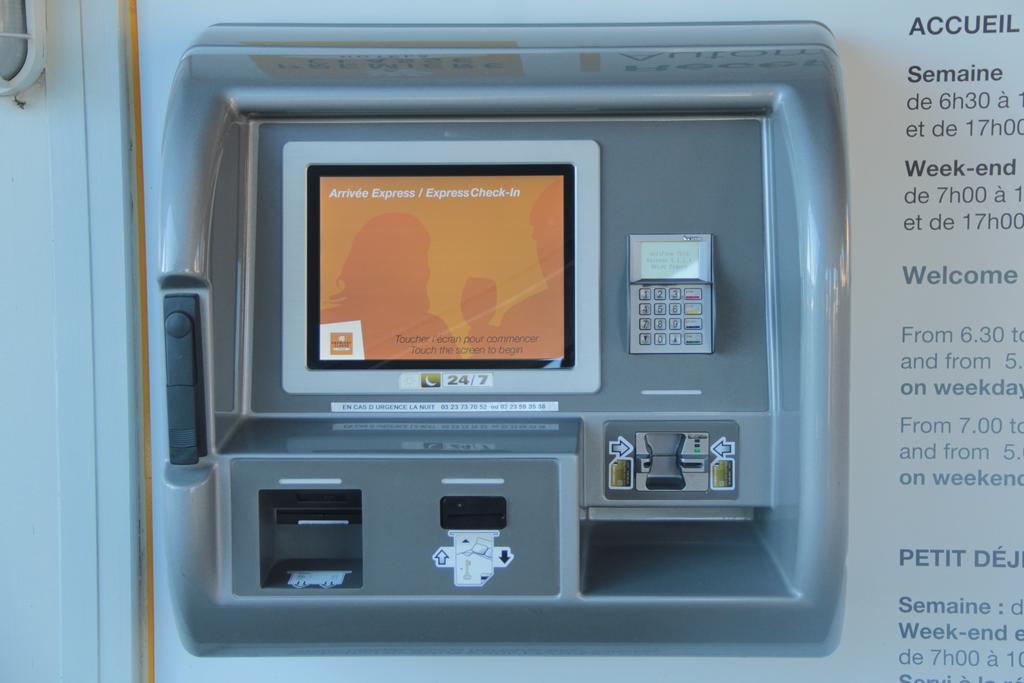 Premiere Classe Soissons Exteriör bild